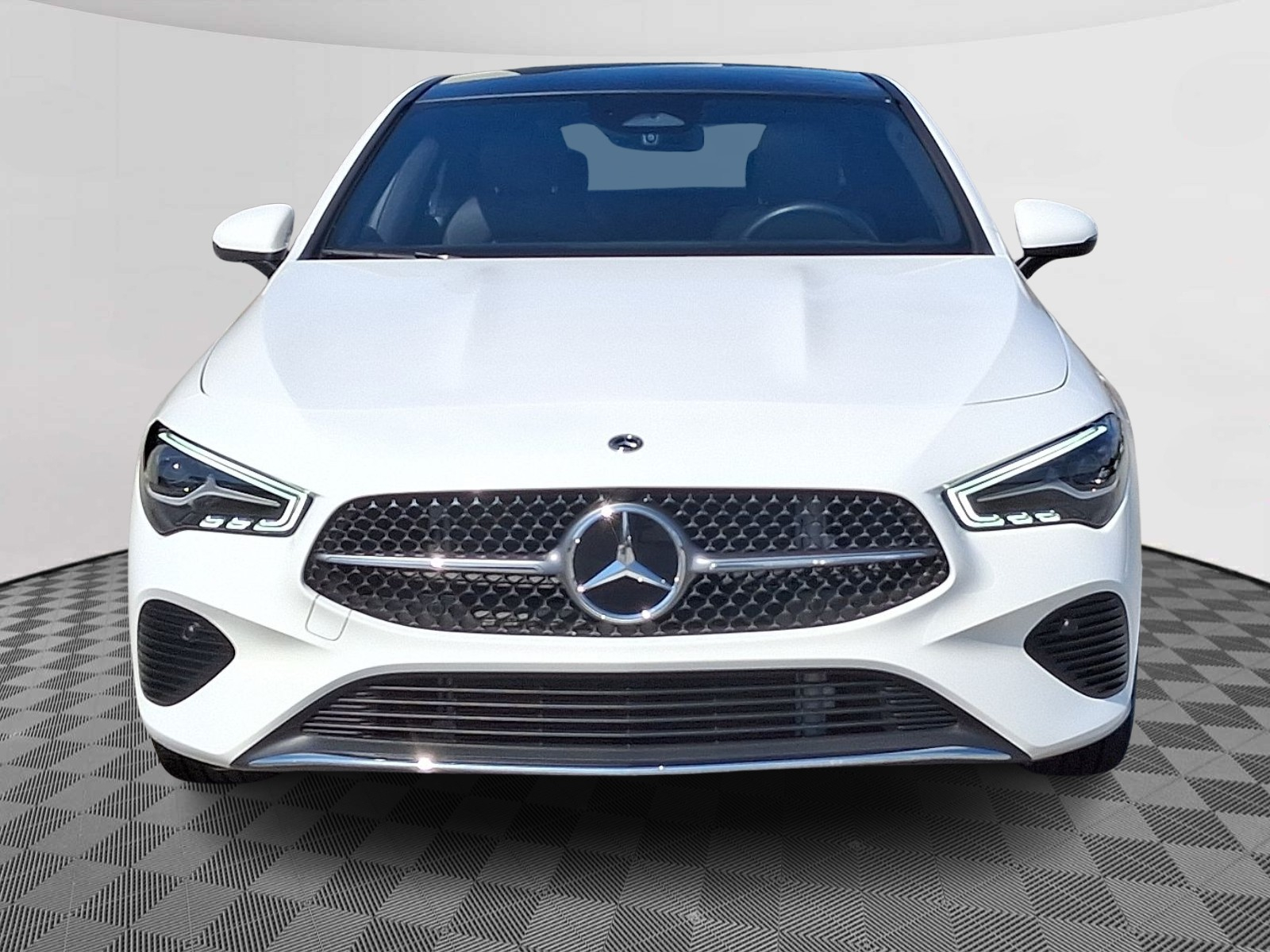 2025 Mercedes Benz CLA 250 4MATIC photo 2