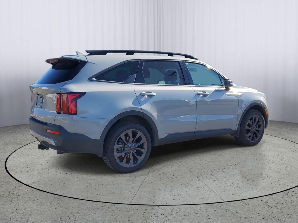 2022 Kia Sorento X-Line EX photo 3