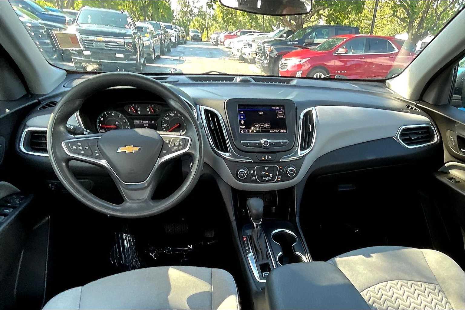 2023 Chevrolet Equinox LS photo 14
