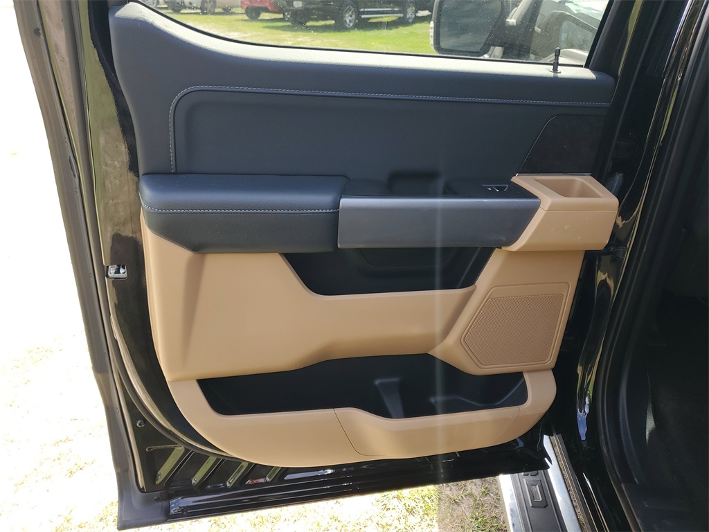 2021 Ford F-150 XLT photo 29