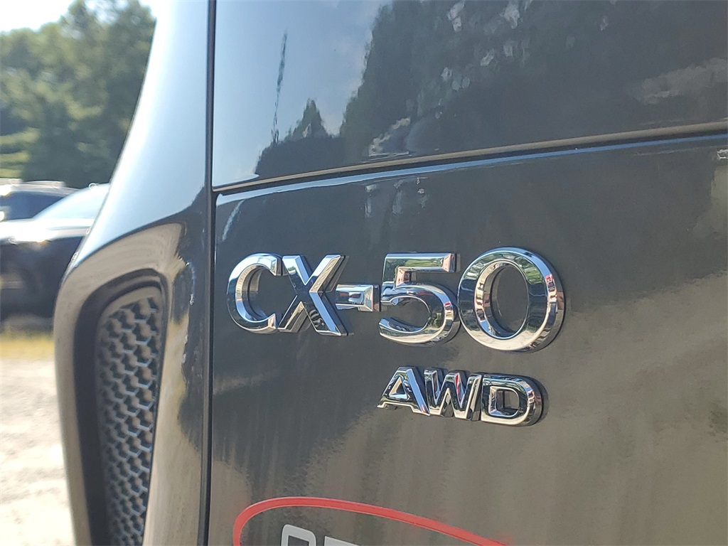 2025 Mazda CX-50 2.5 Select photo 6