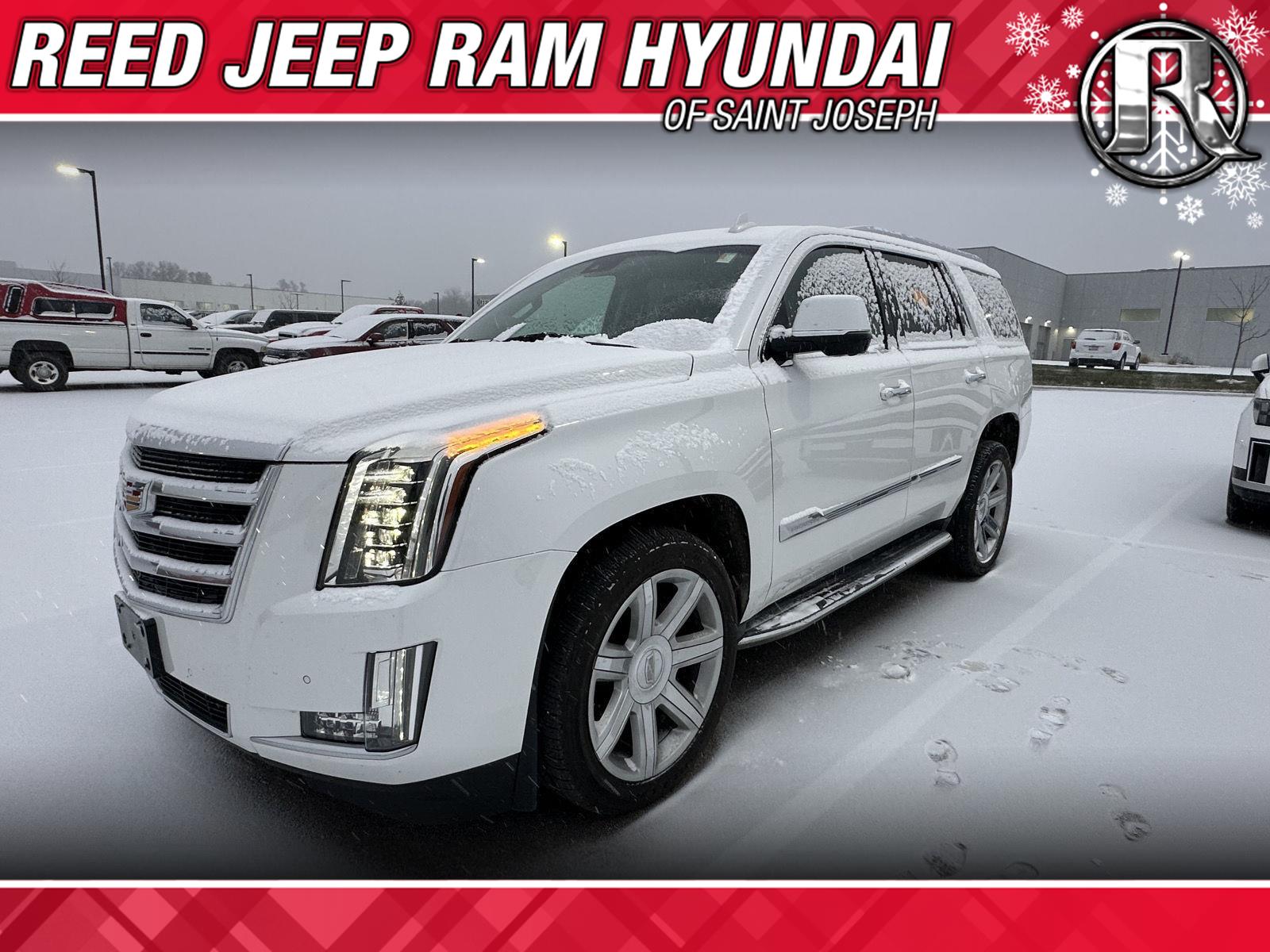 2016 Cadillac Escalade Luxury's photo