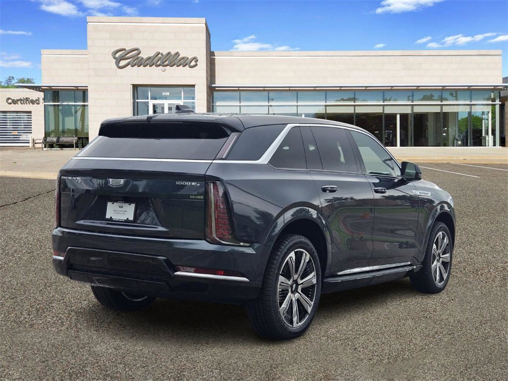 2026 Cadillac Escalade IQ Premium Luxury photo 4