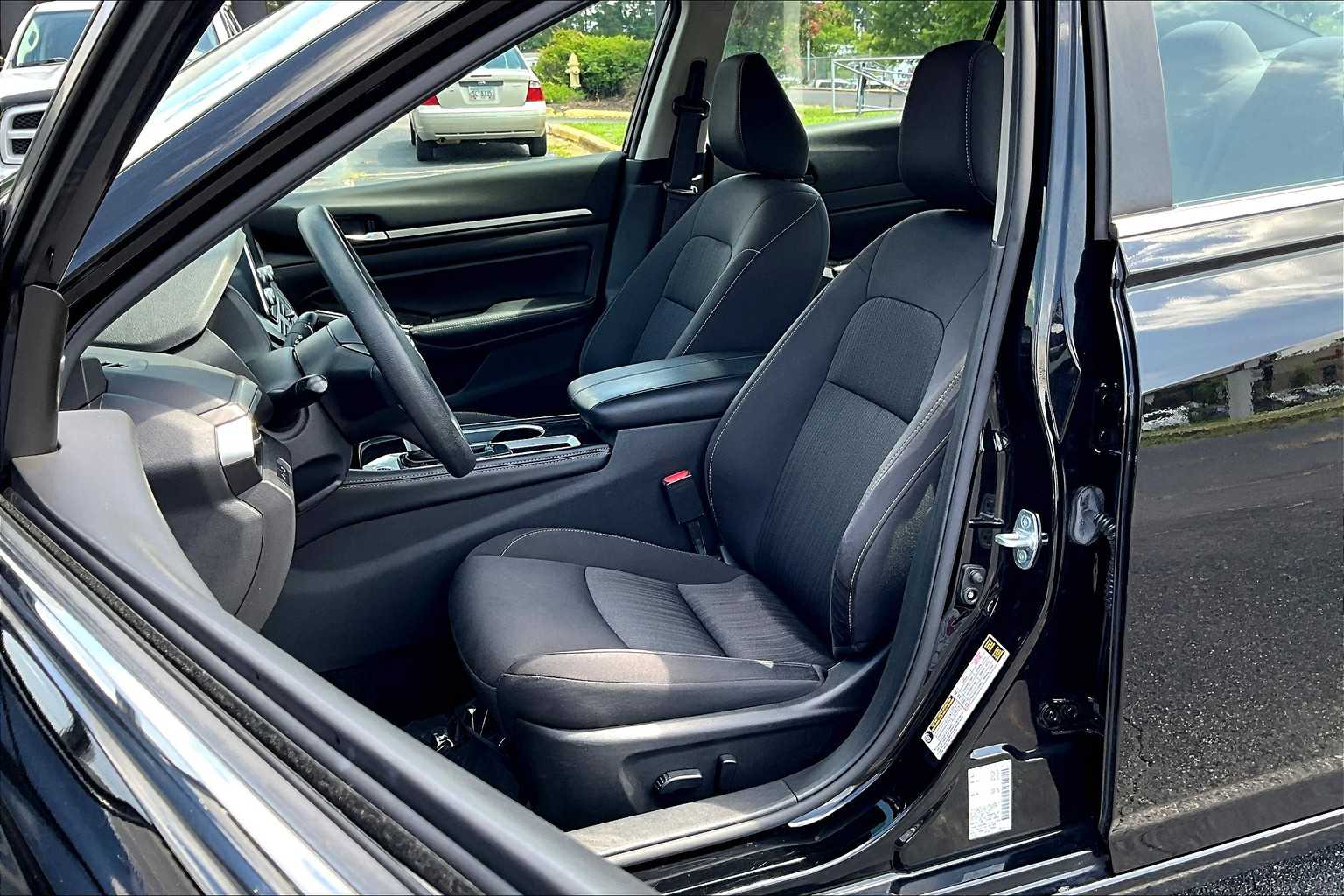 Image of Pre-Owned 2023 Nissan Altima 2.5 SV