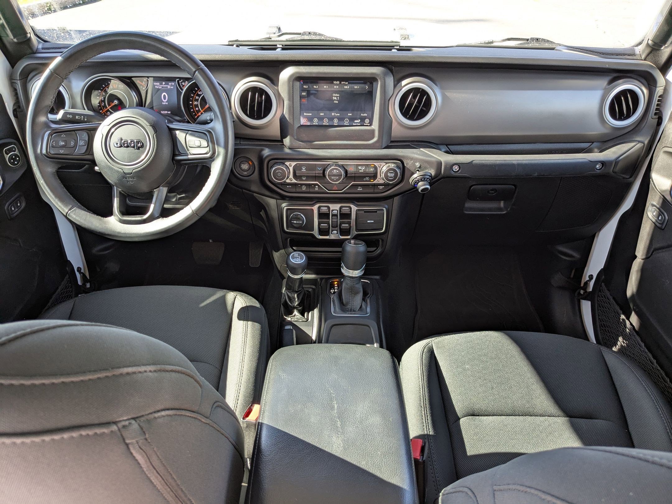2022 Jeep Gladiator Willys photo 17