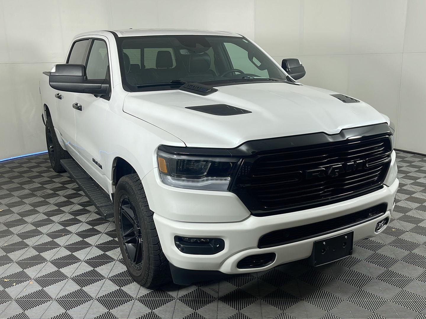 2023 Ram 1500 Laramie photo 3