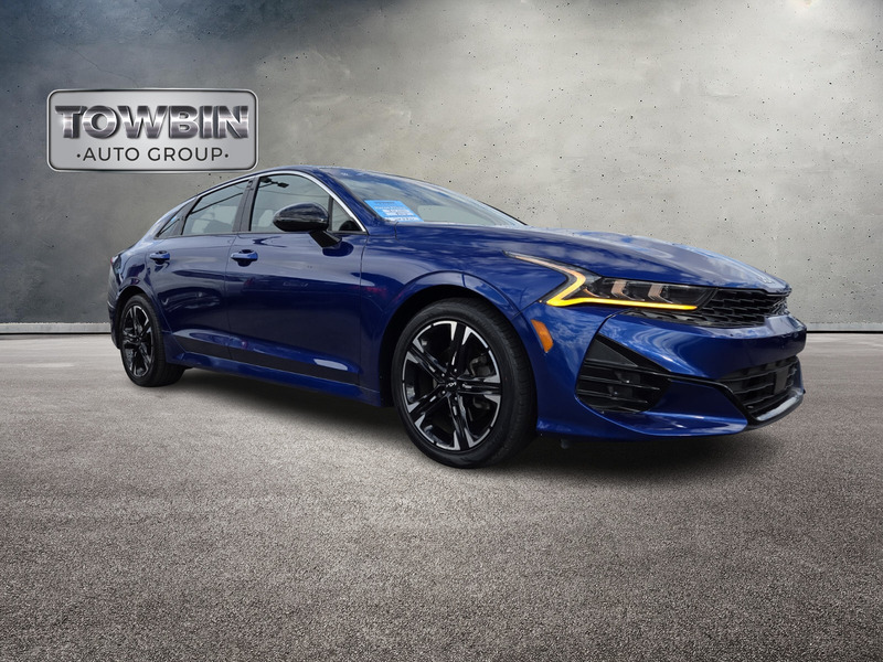 2022 Kia K5 GT-Line photo 2