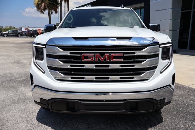 2026 Gmc Sierra 1500 SLE photo 3
