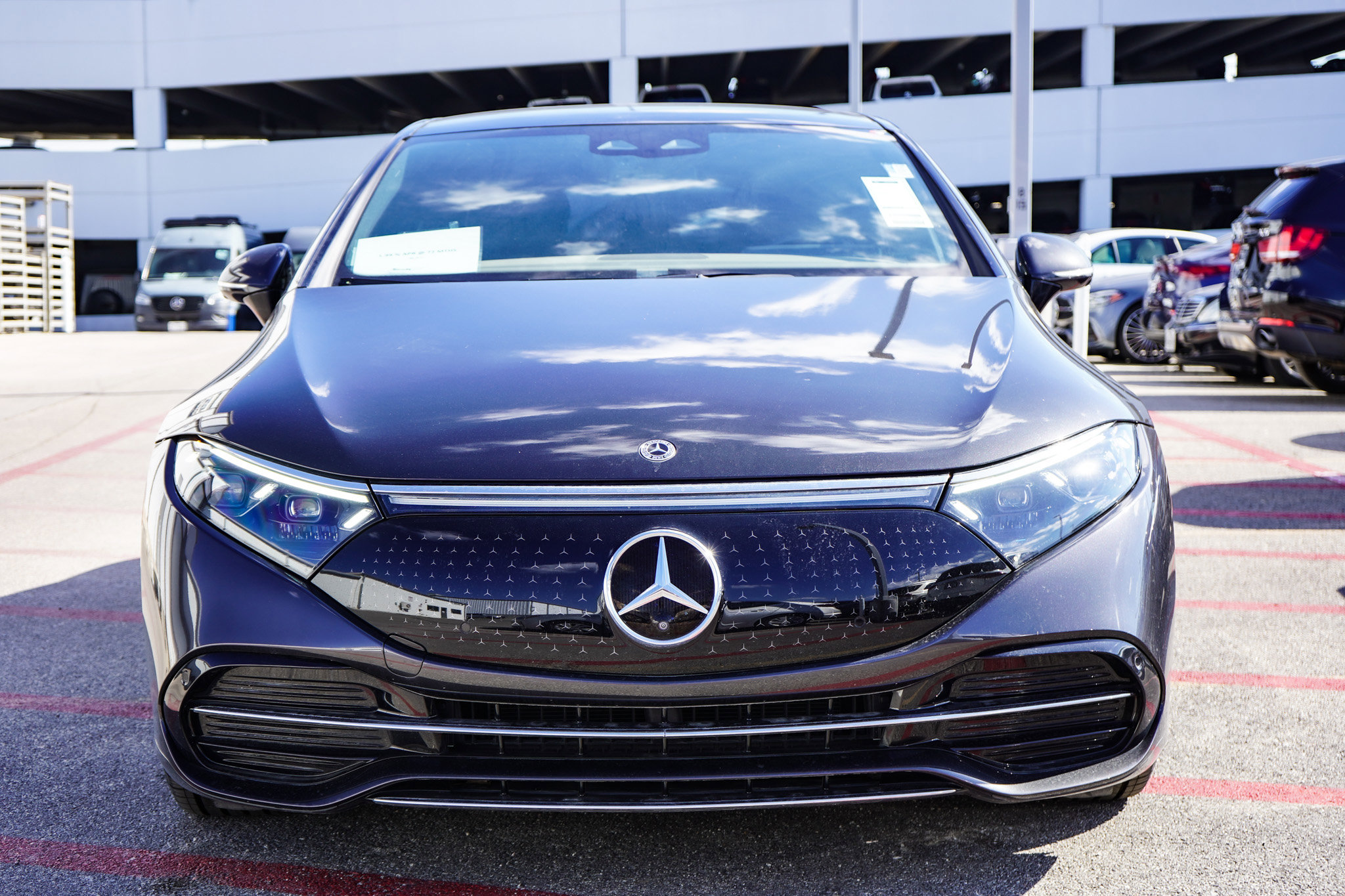 2023 Mercedes Benz EQS-Class Sedan photo 4