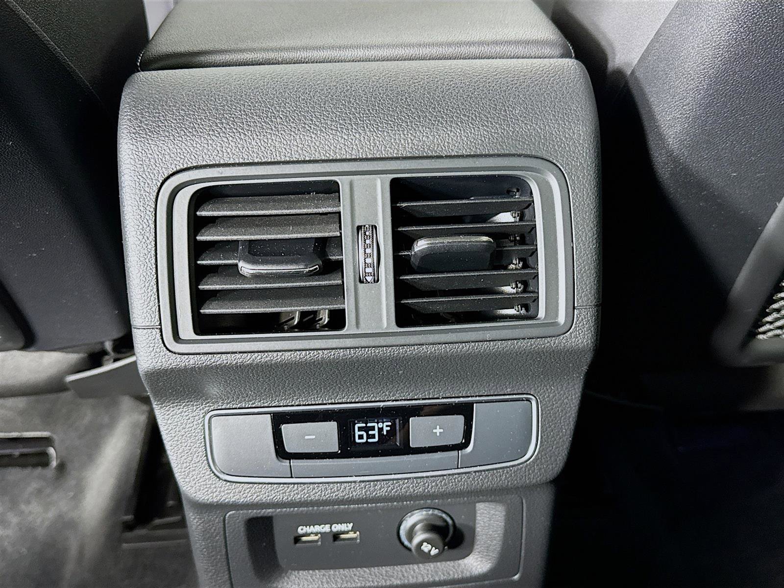 2021 Audi Q5 45 Premium photo 23