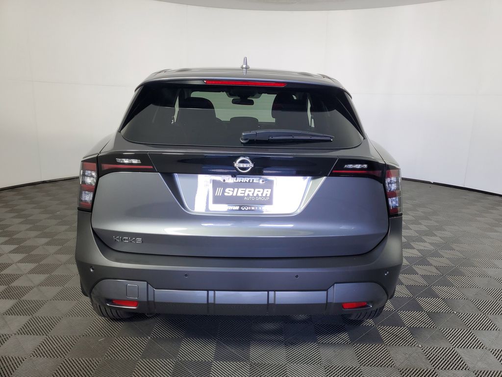 2025 Nissan Kicks SV photo 4