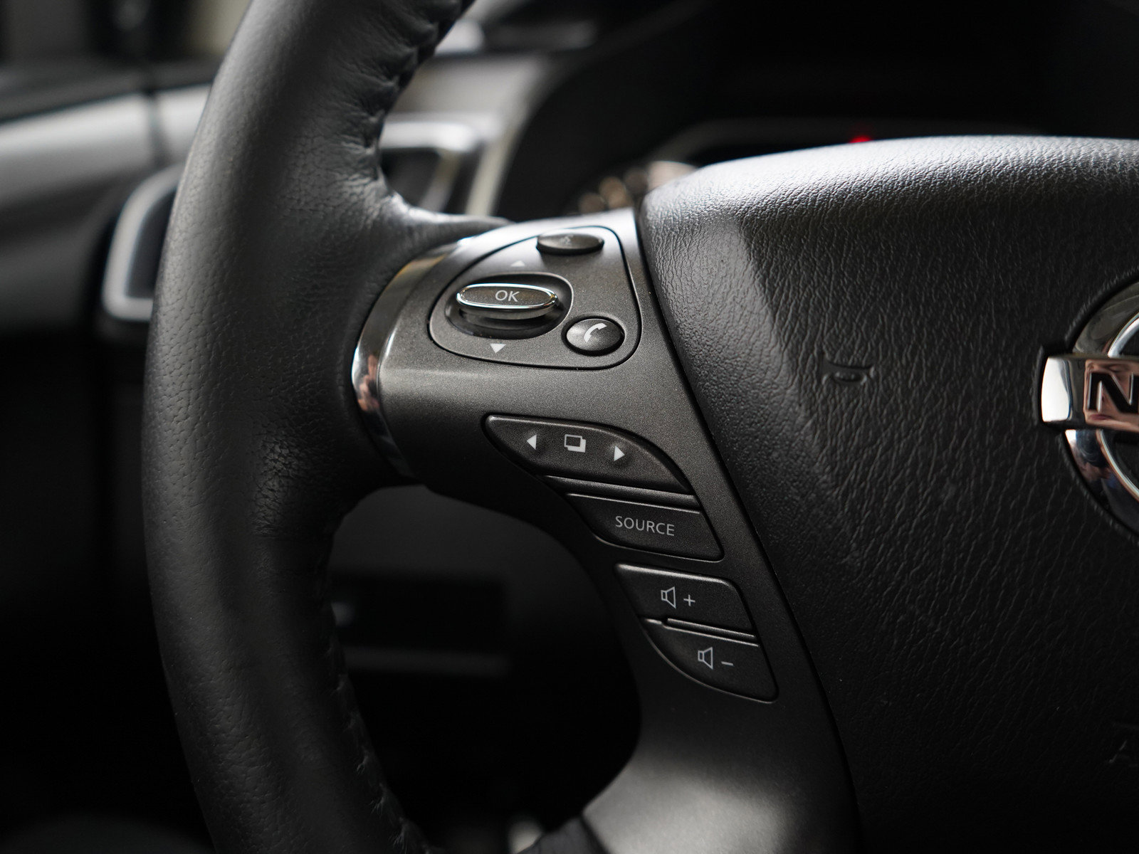 2019 Nissan Murano SV photo 24