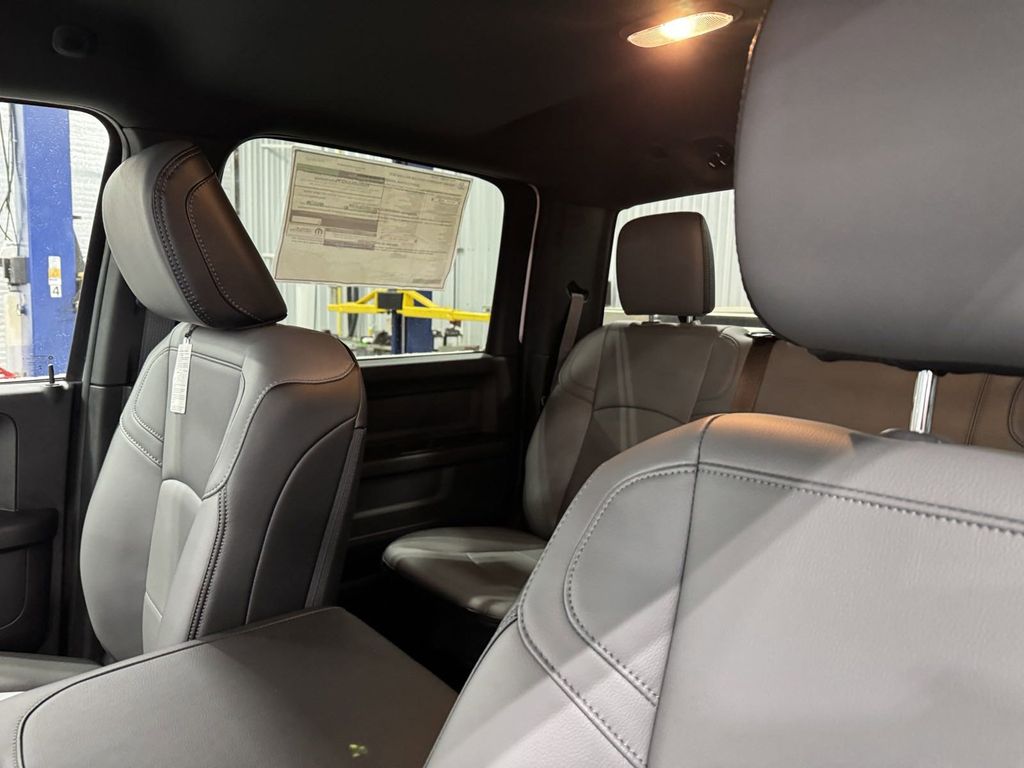 2024 Ram 3500 Tradesman photo 4