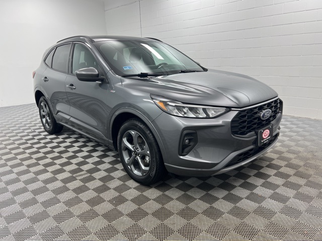 2023 Ford Escape ST-Line Select's photo