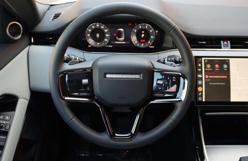 2026 LAND ROVER RANGE ROVER EVOQUE - Image 16