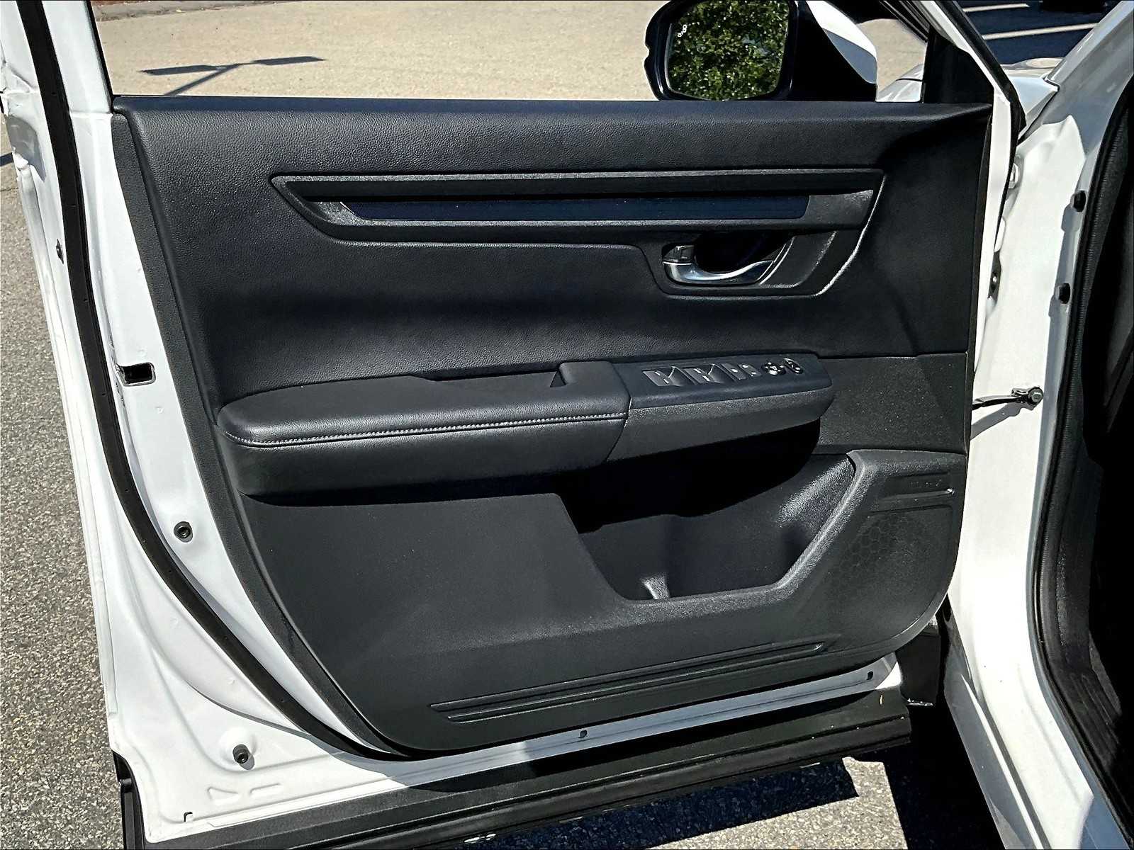 2024 Honda CR-V EX photo 8