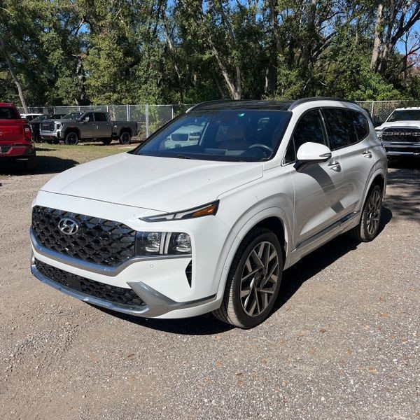2022 Hyundai Santa Fe Calligraphy's photo