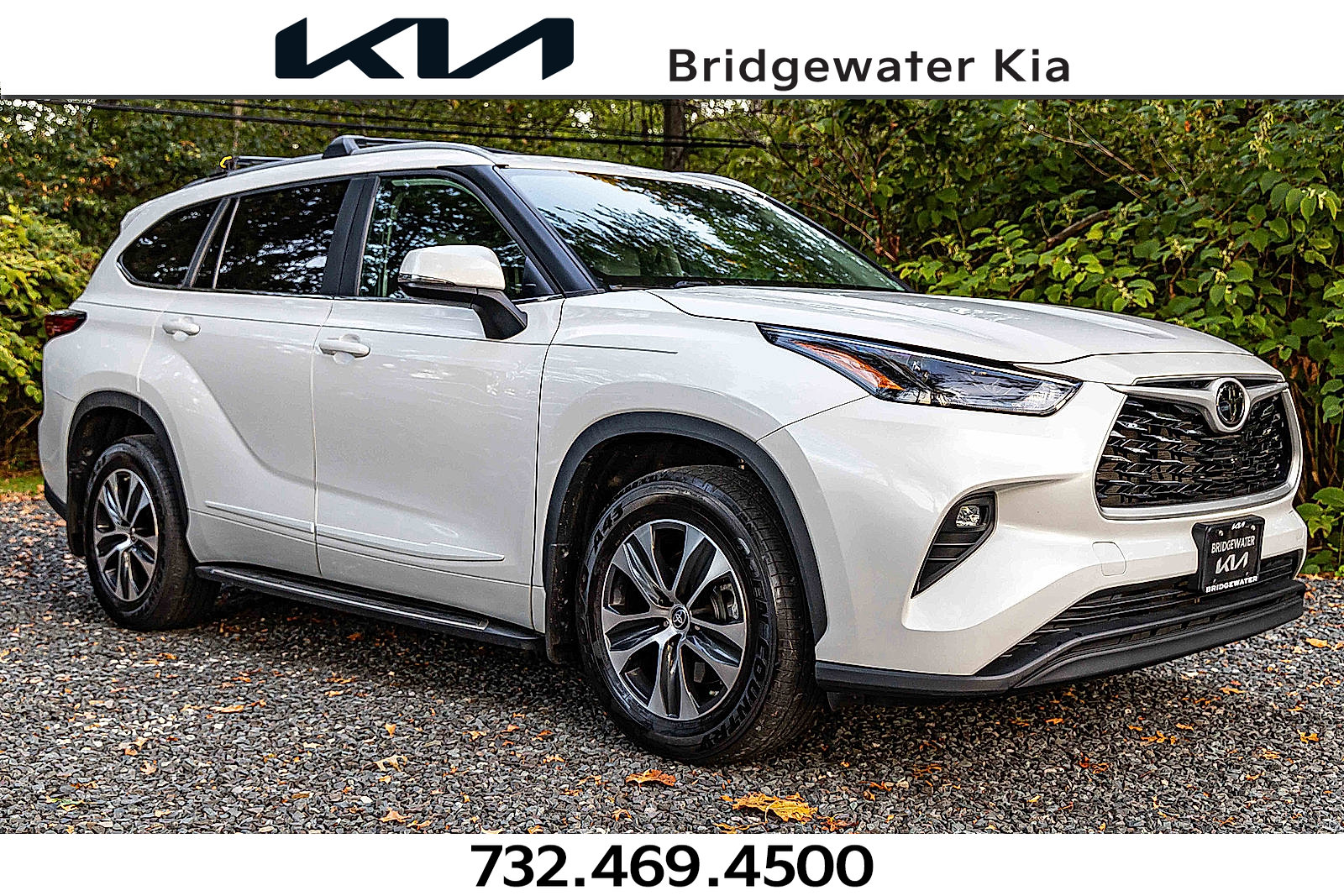 2023 Toyota Highlander XLE's photo