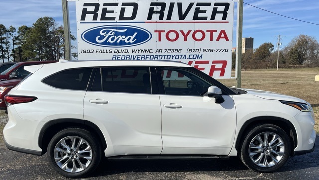 2020 Toyota Highlander Limited's photo