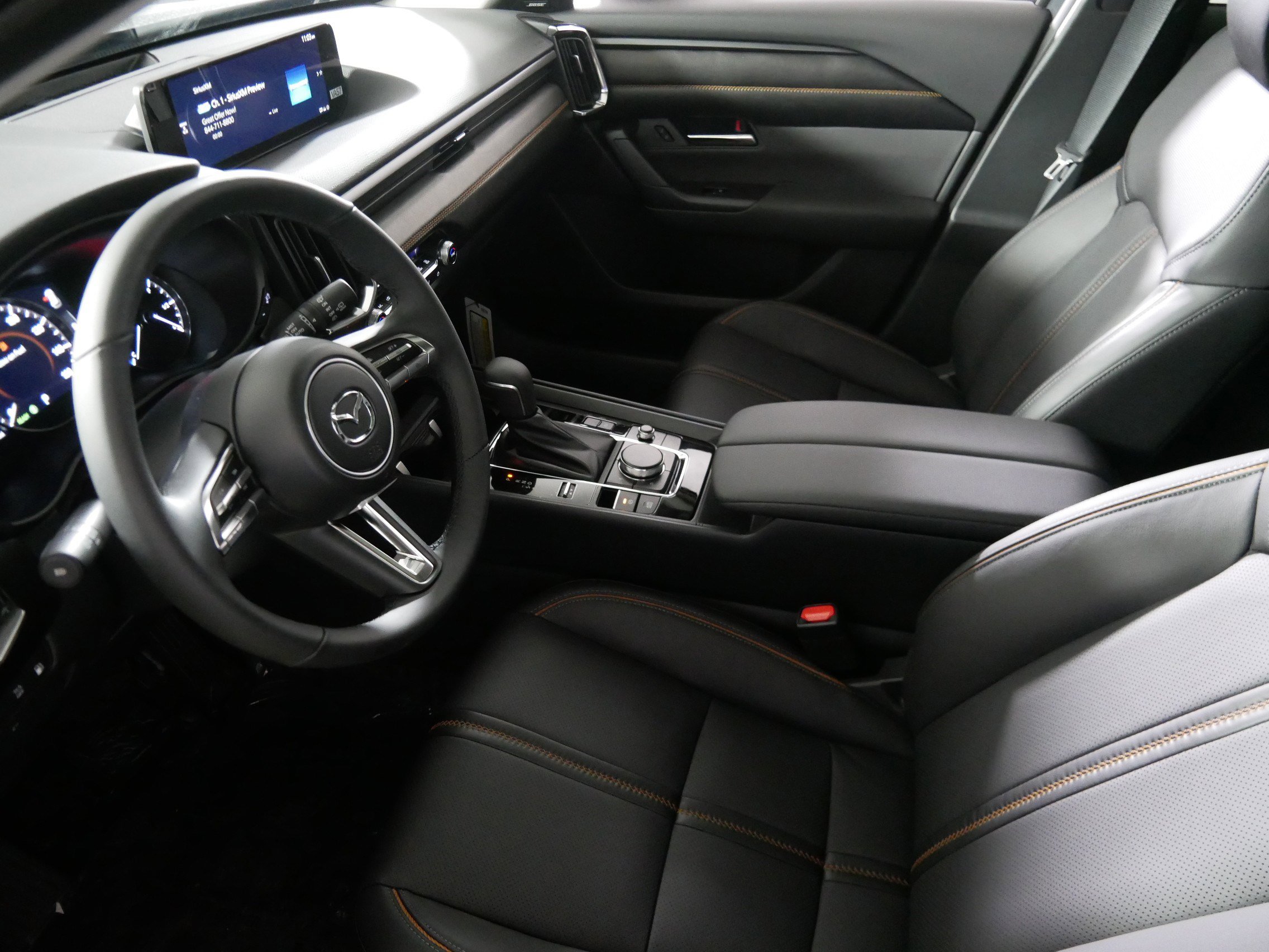 2025 Mazda CX-50 Premium Plus photo 3