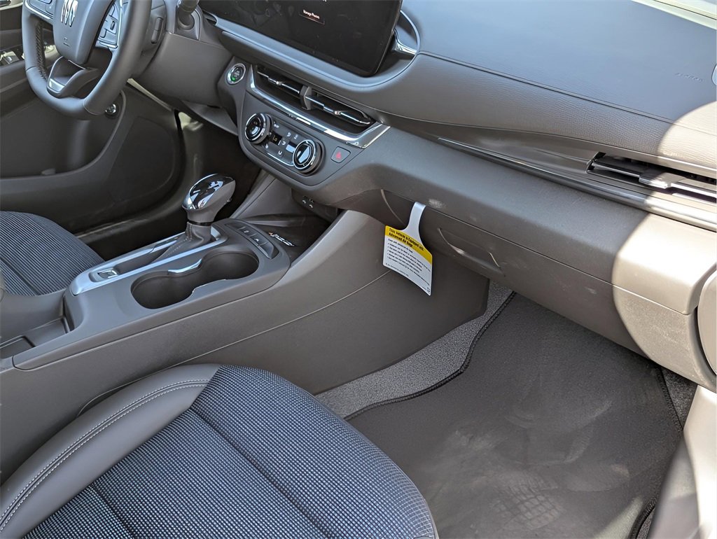 2025 Buick Envista Preferred photo 12