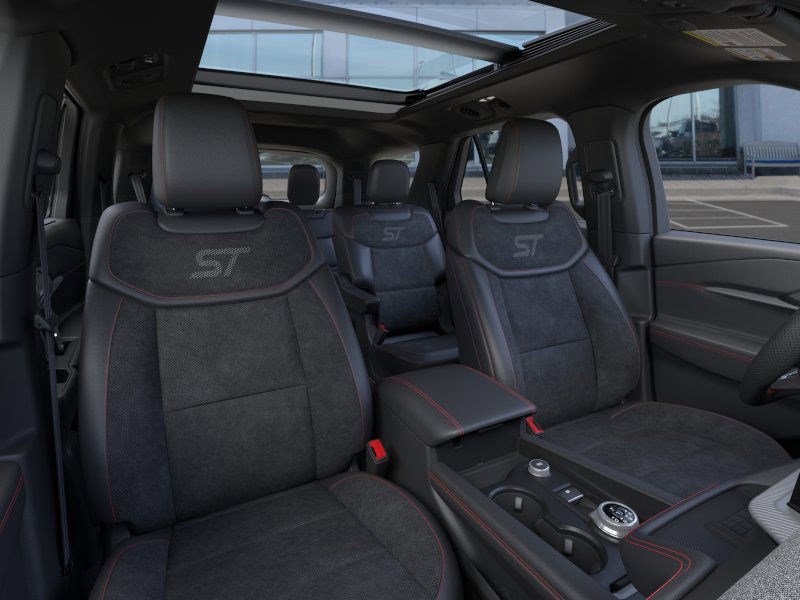 2025 Ford Explorer ST photo 10