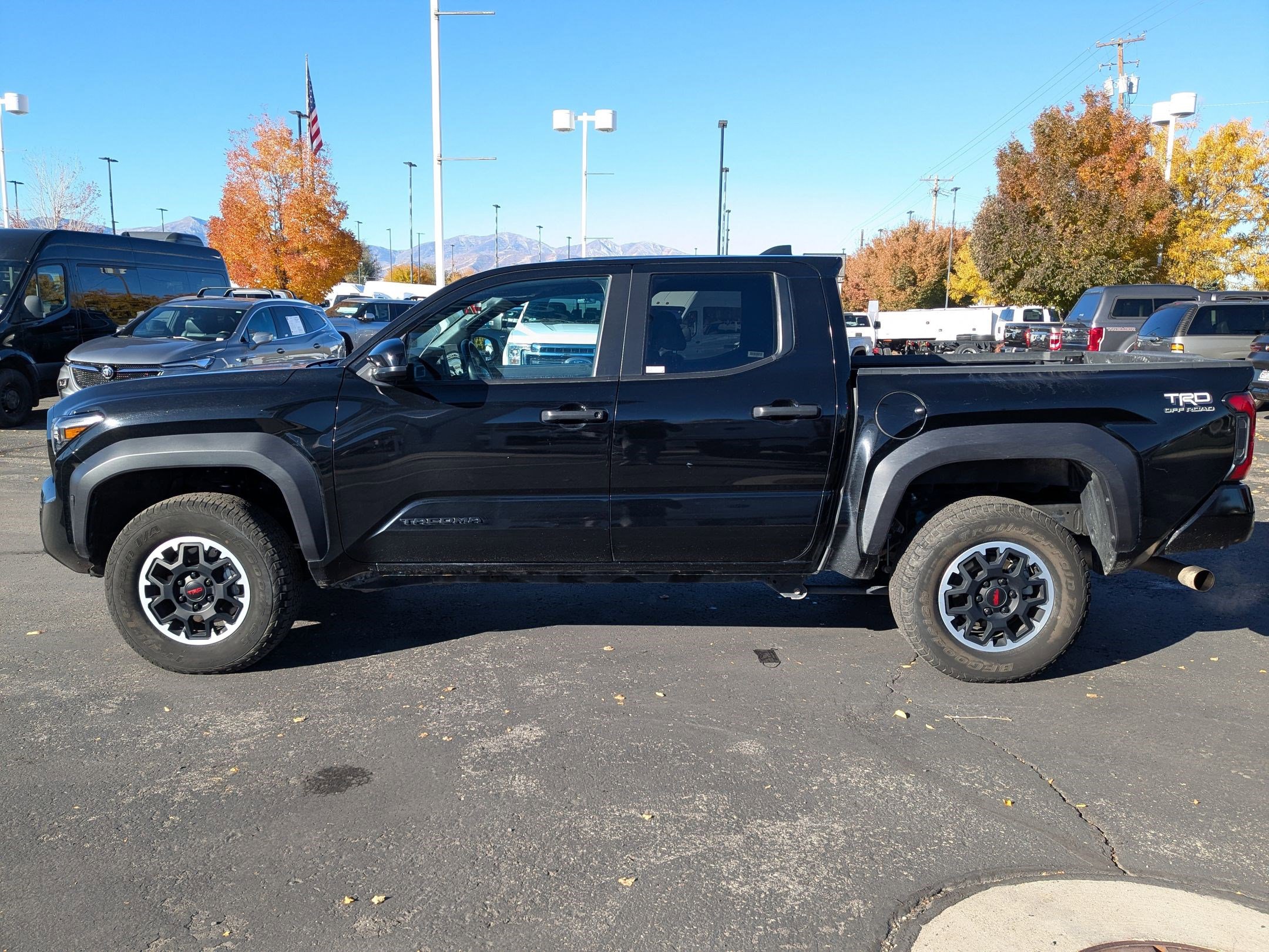 2024 Toyota Tacoma TRD Off-Road photo 4