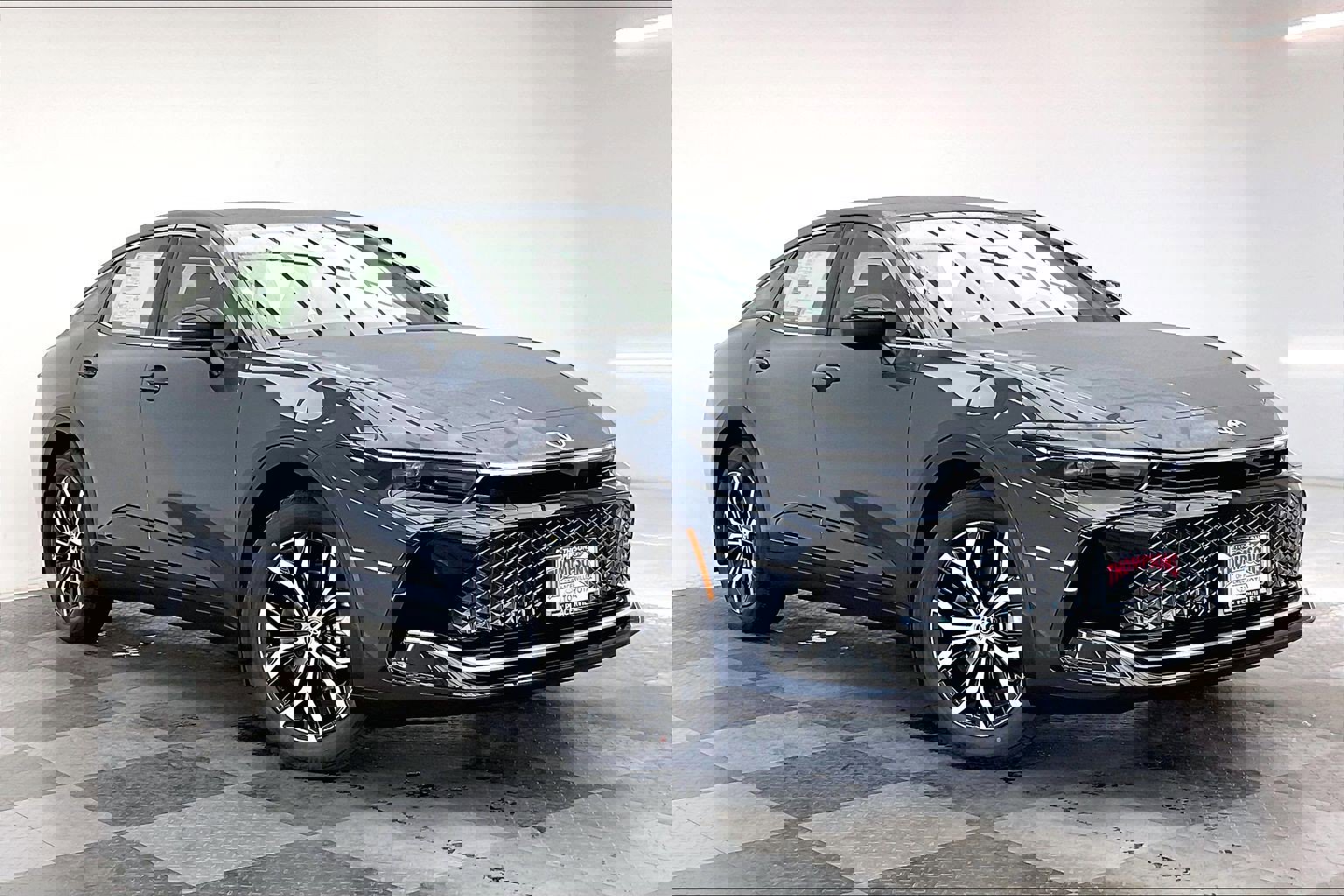 2026 Toyota Crown XLE's photo