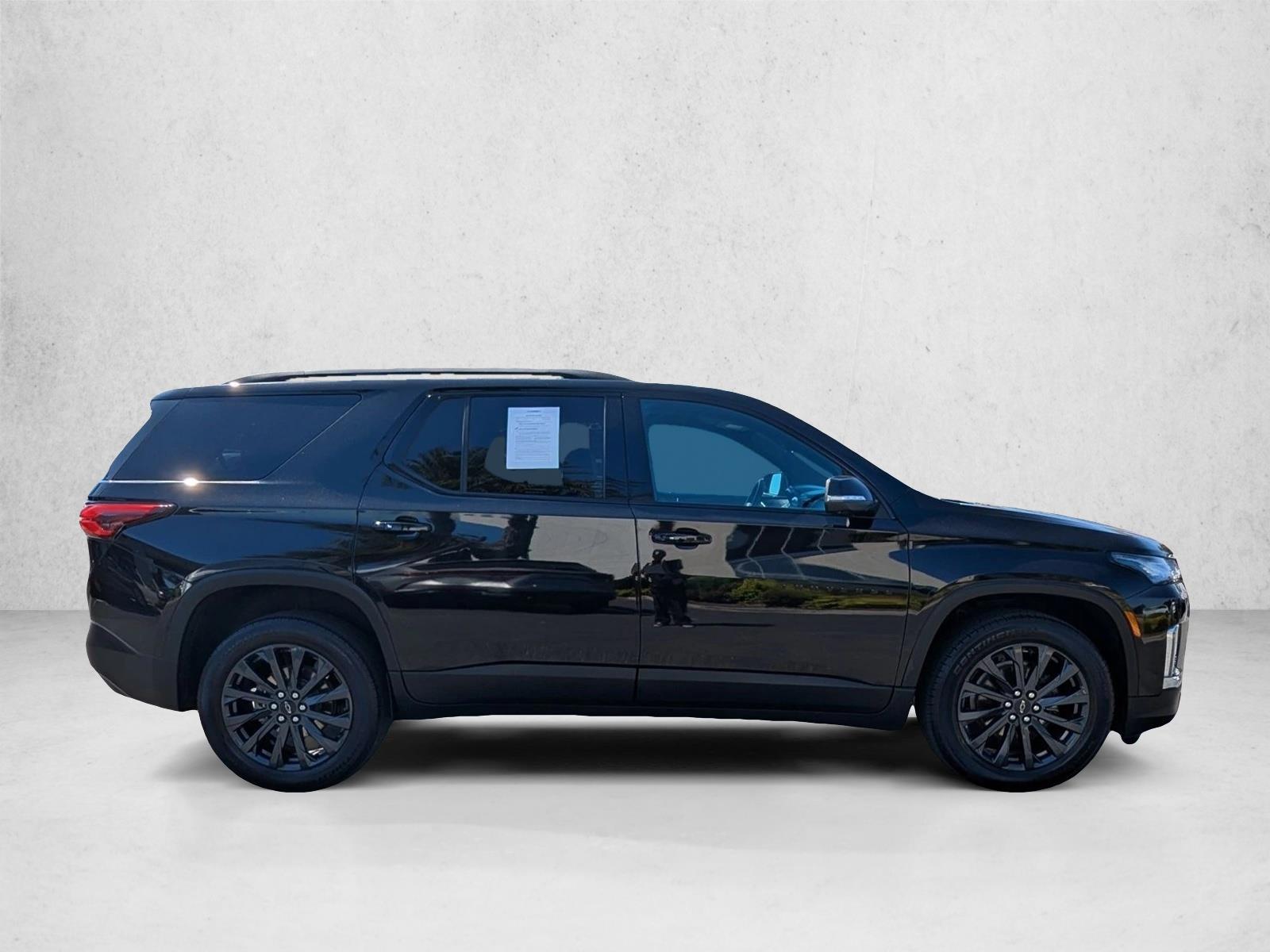 2023 Chevrolet Traverse RS photo 4