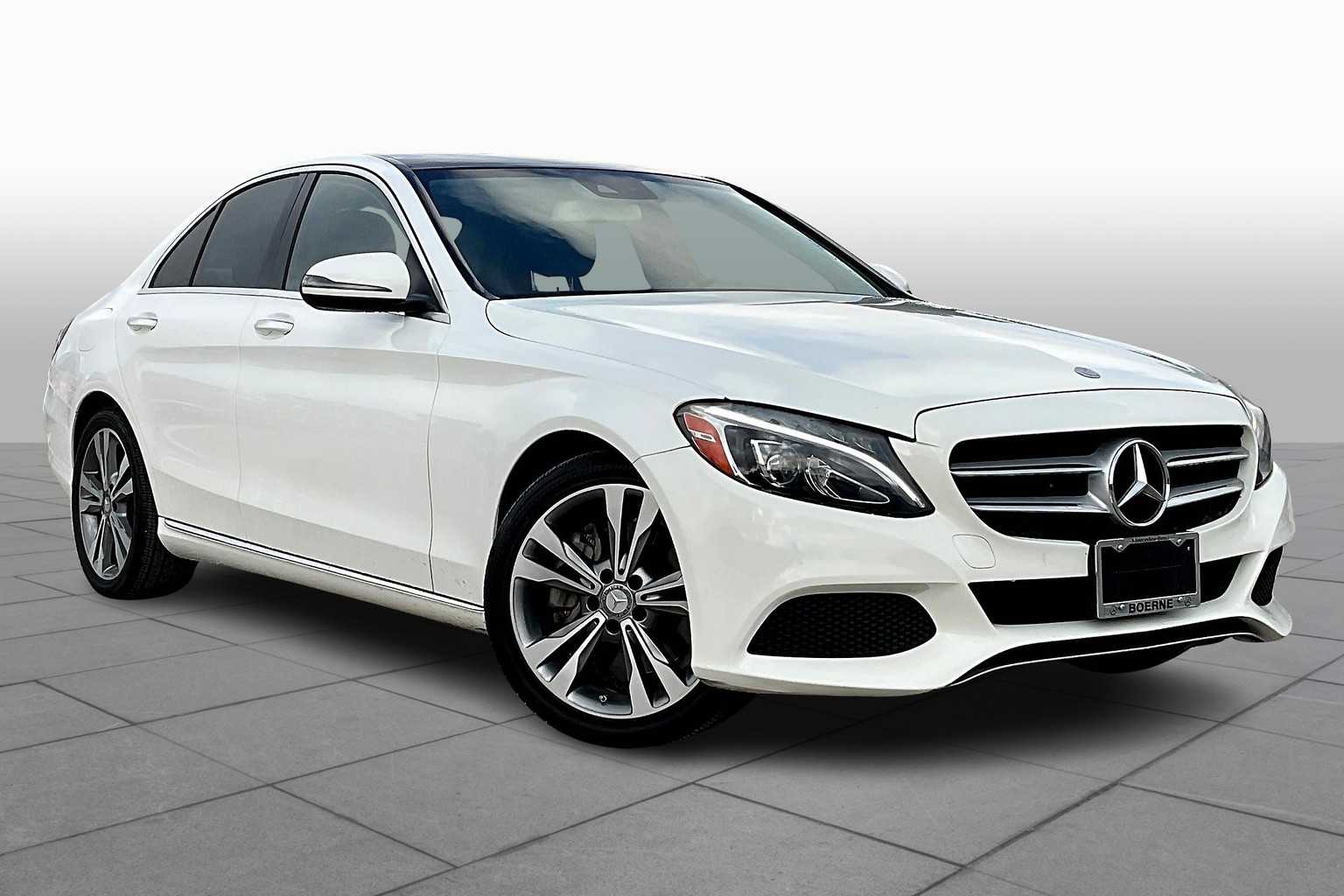 2016 Mercedes Benz C 300 photo 2