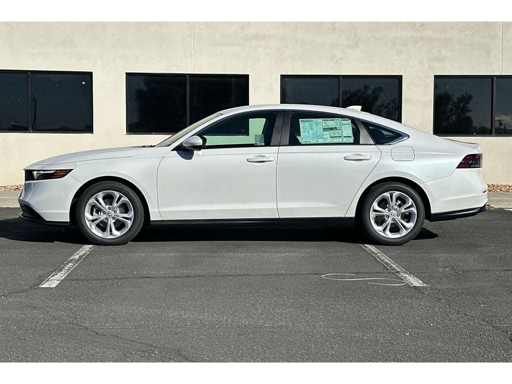 2025 Honda Accord LX photo 8