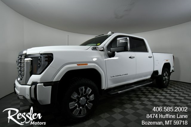 2024 GMC Sierra 2500HD Denali's photo