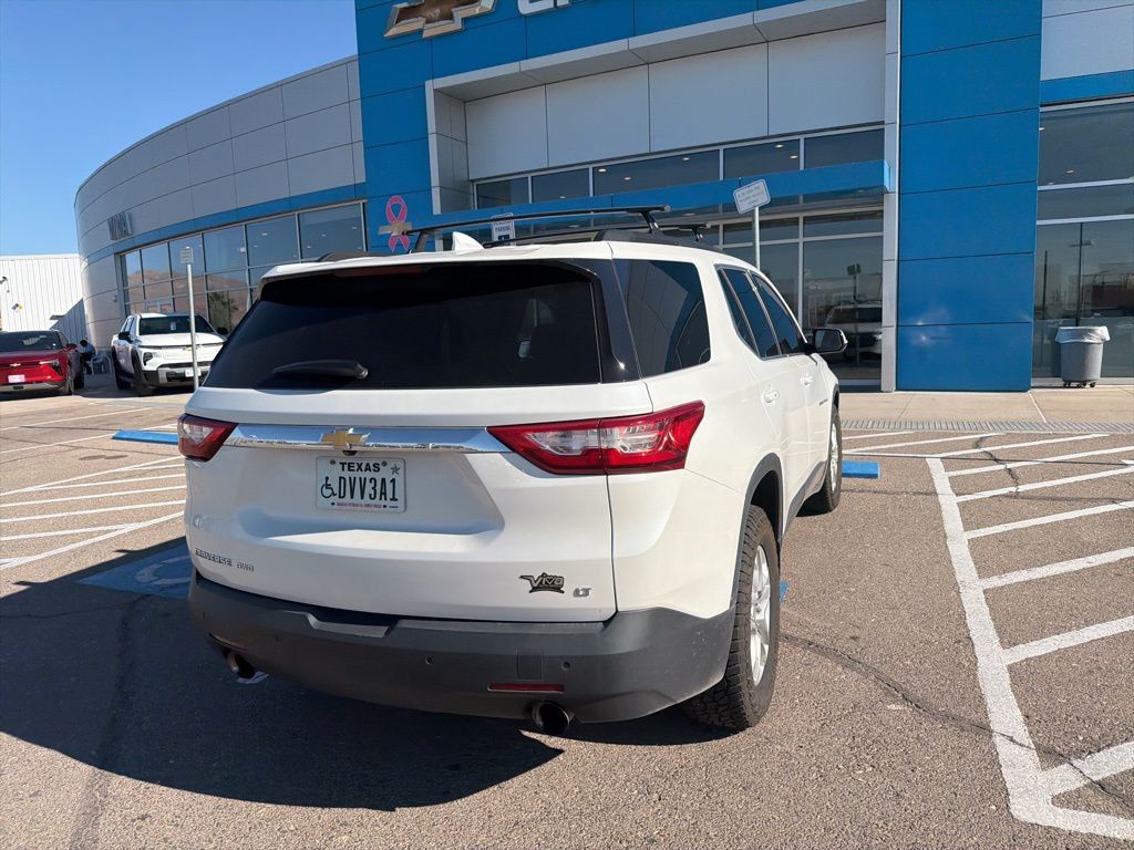 2020 Chevrolet Traverse 1LT photo 7