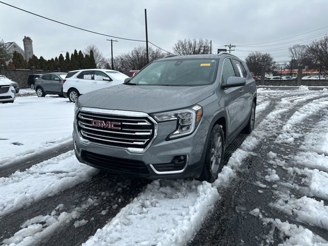 2023 GMC Terrain SLT's photo