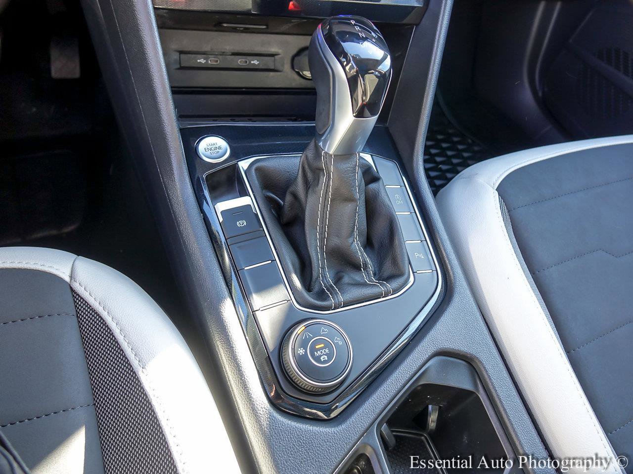 2025 VOLKSWAGEN TAOS - Image 17