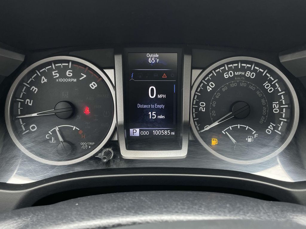 2018 Toyota Tacoma Limited photo 15