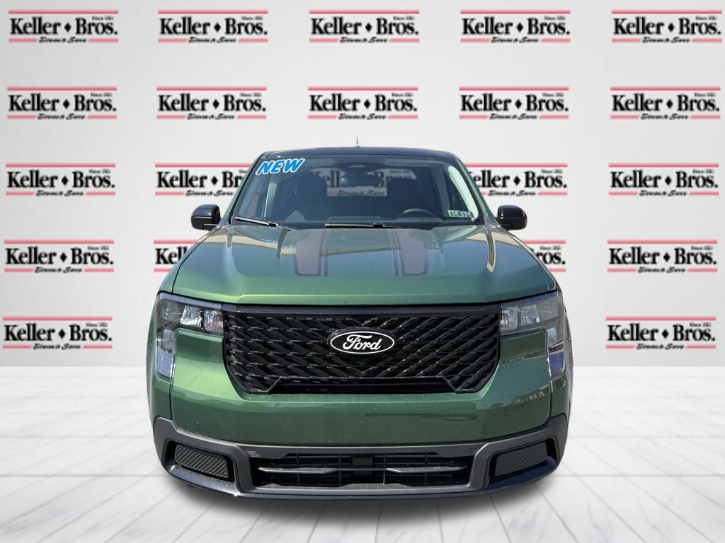 2025 Ford Maverick XLT photo 2