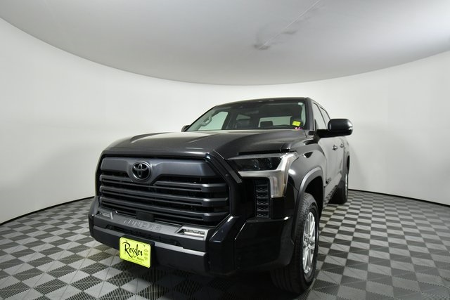 2024 Toyota Tundra SR5 photo 4