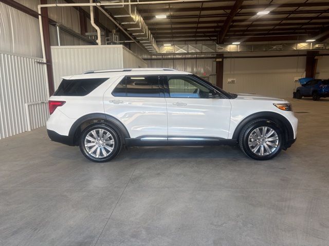 2020 Ford Explorer Limited's photo