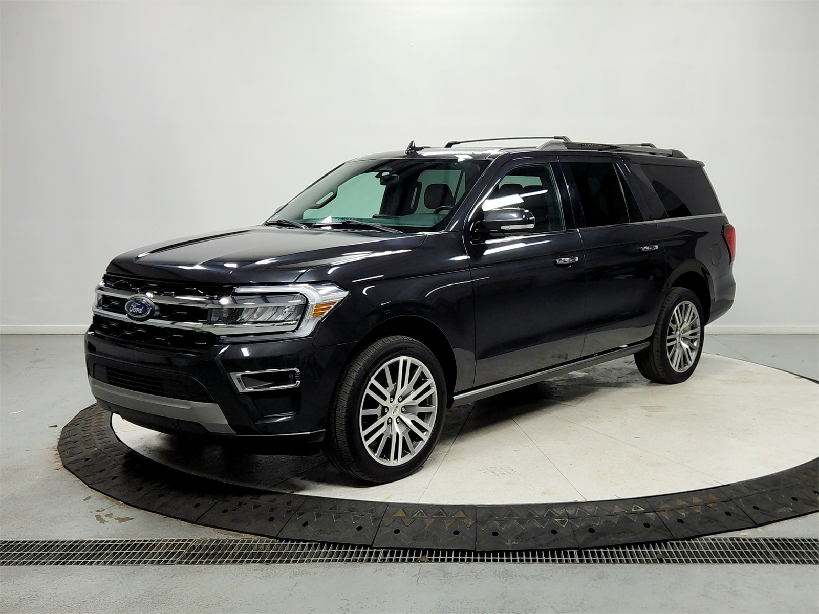 2024 Ford Expedition MAX Limited photo 2