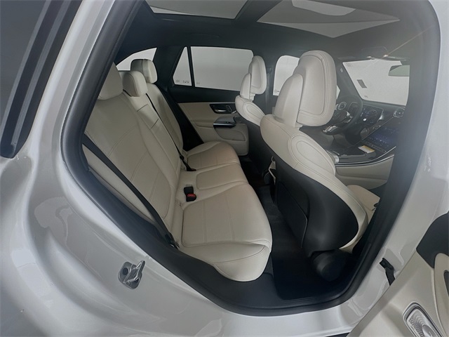 2026 Mercedes Benz GLC 300 4MATIC photo 27