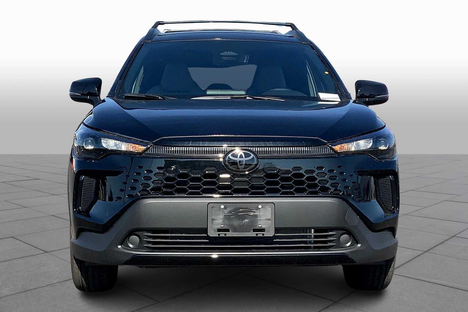 2026 Toyota Corolla Cross Hybrid SE photo 3