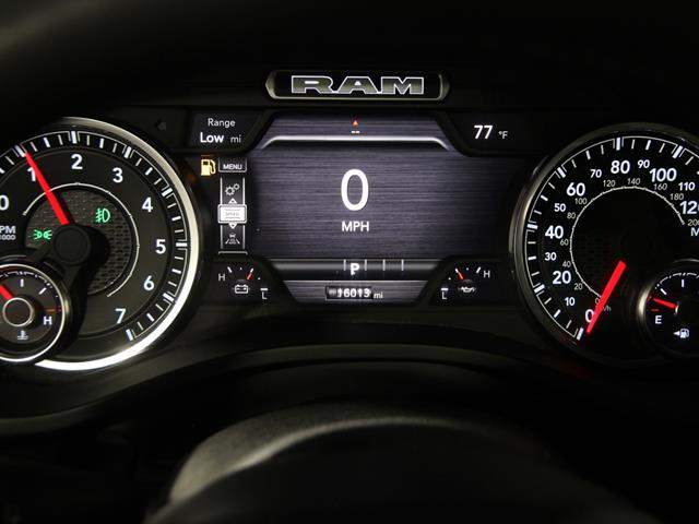 2025 Ram 1500 Big Horn Night Edition photo 5