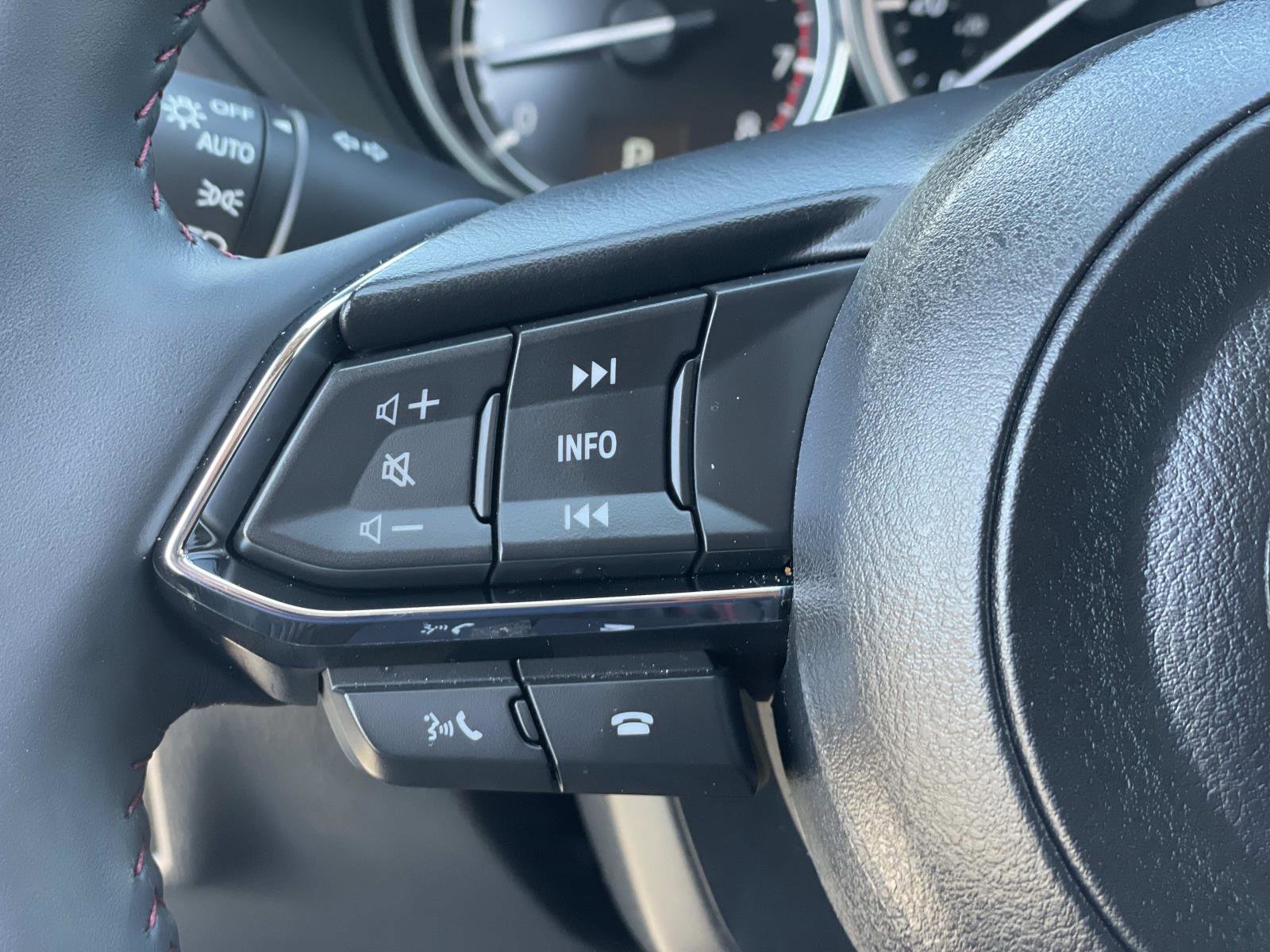 2025 Mazda CX-5 2.5 S Carbon photo 8