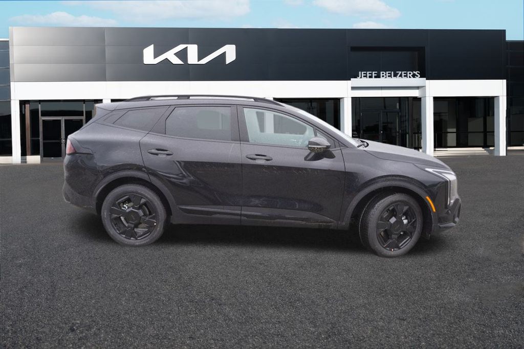 2026 Kia Sportage X-Line photo 2
