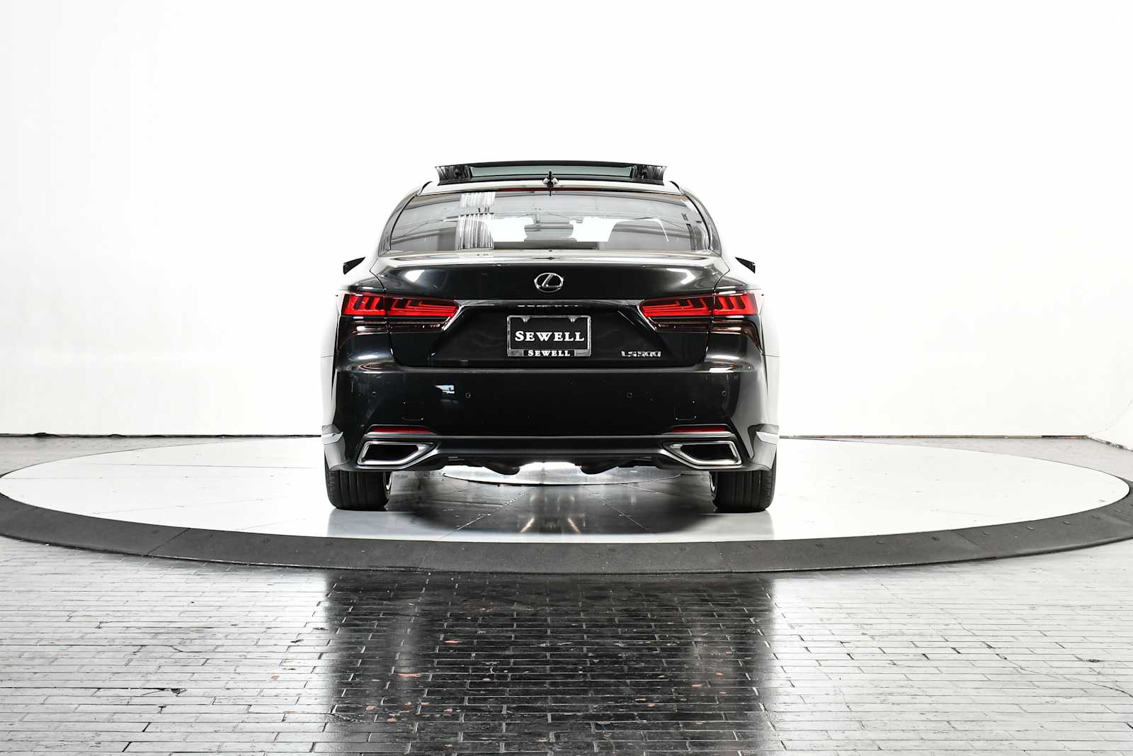 2023 Lexus LS 500 photo 4