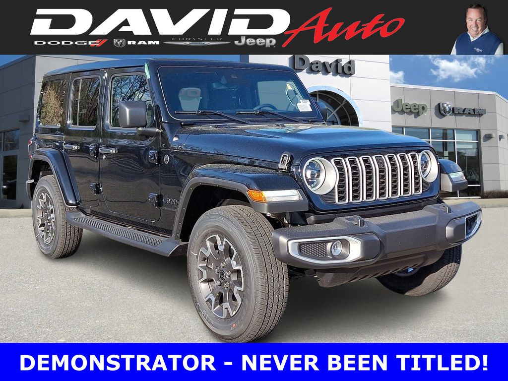 2025 Jeep Wrangler 4-Door Sahara's photo