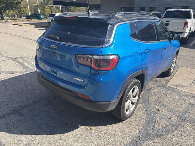 2019 Jeep Compass Latitude photo 4