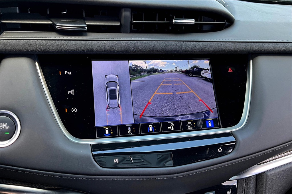 2024 Cadillac XT5 Platinum Premium Luxury photo 14