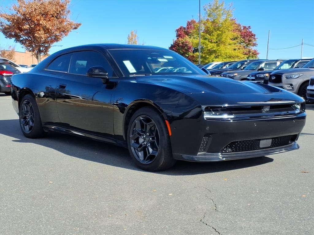 2025 Dodge Charger R/T photo 3